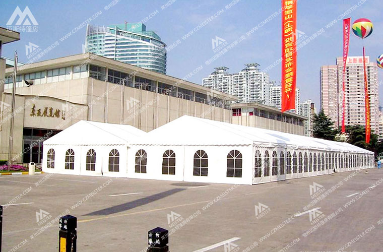 展览馆篷房.jpg 展览馆篷房.jpg
